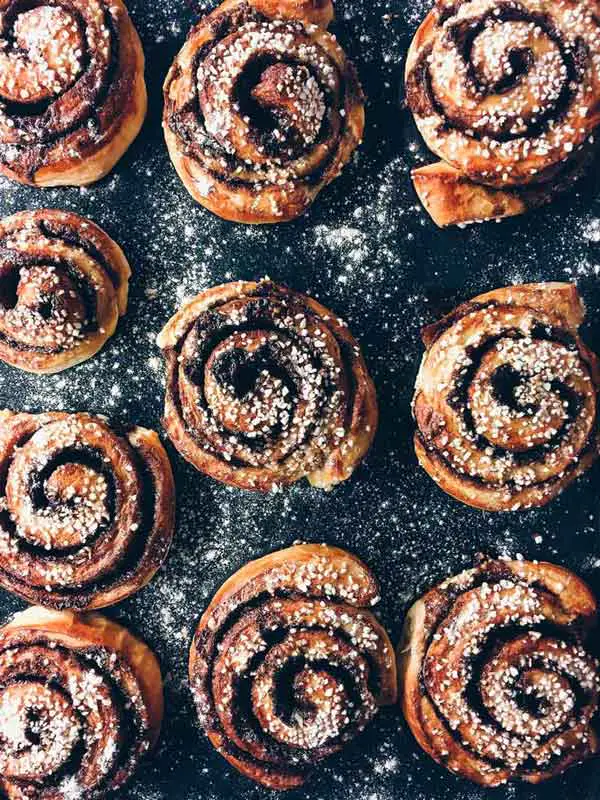 Cinnamon rolls